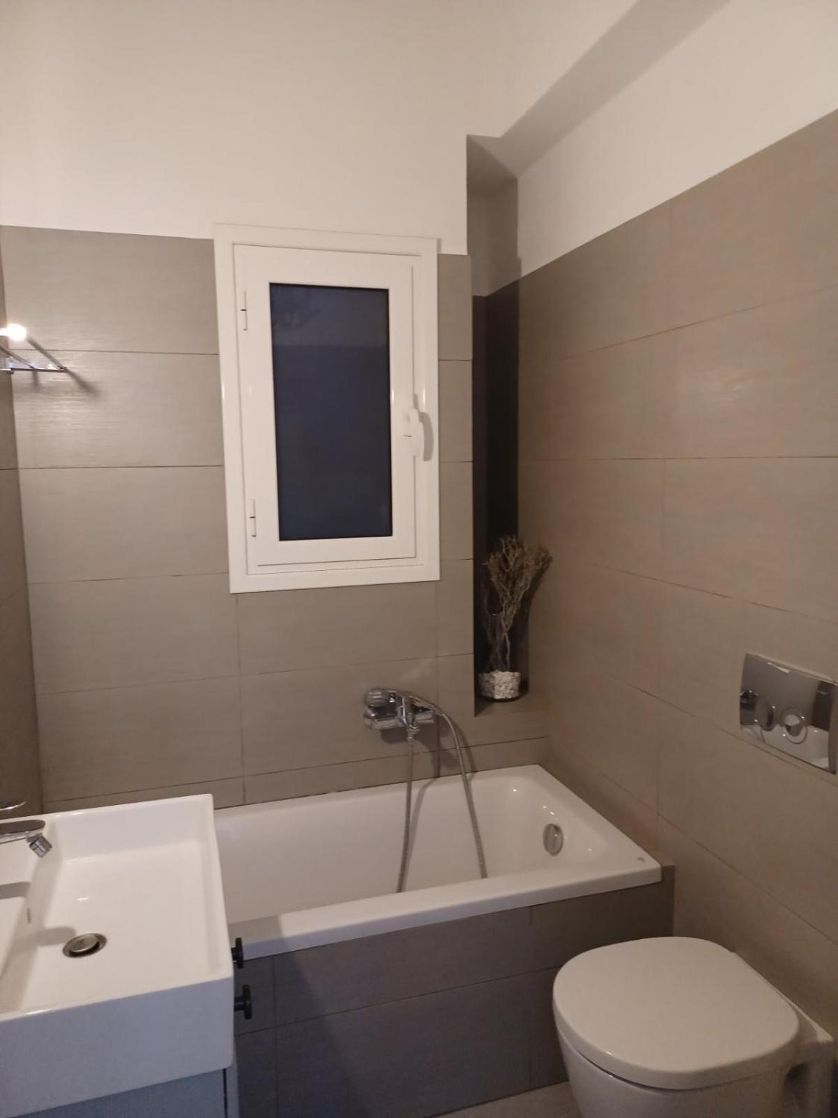 Roof Apartment 4 เปรเวซา ภายนอก รูปภาพ